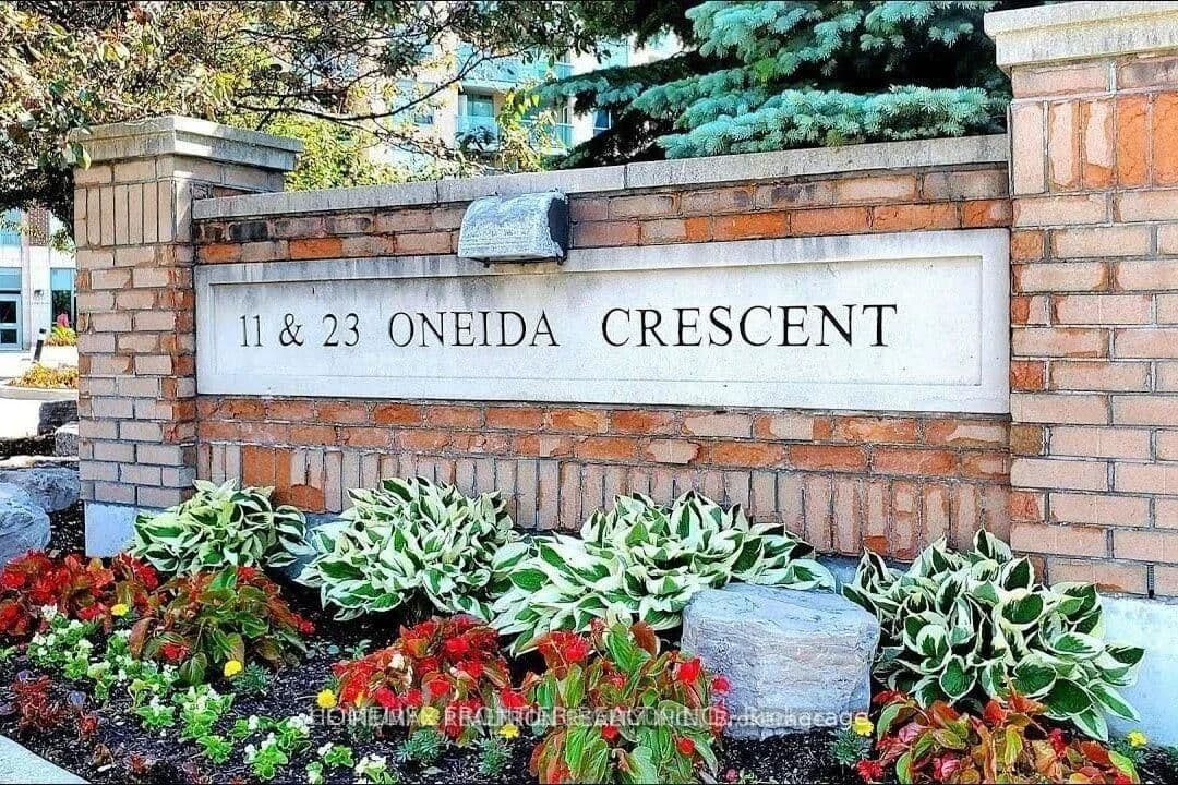 23 Oneida Crescent, Unit PH13 thumbnail 2