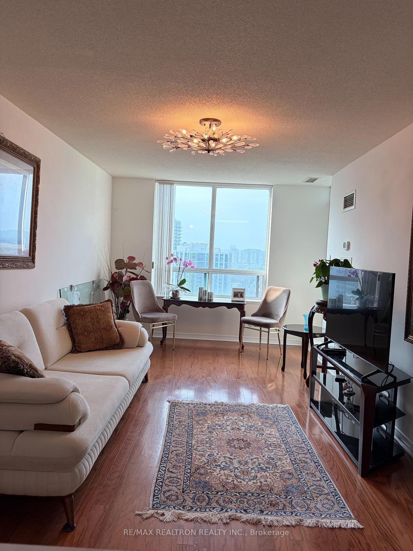 23 Oneida Crescent, Unit PH13 thumbnail 6