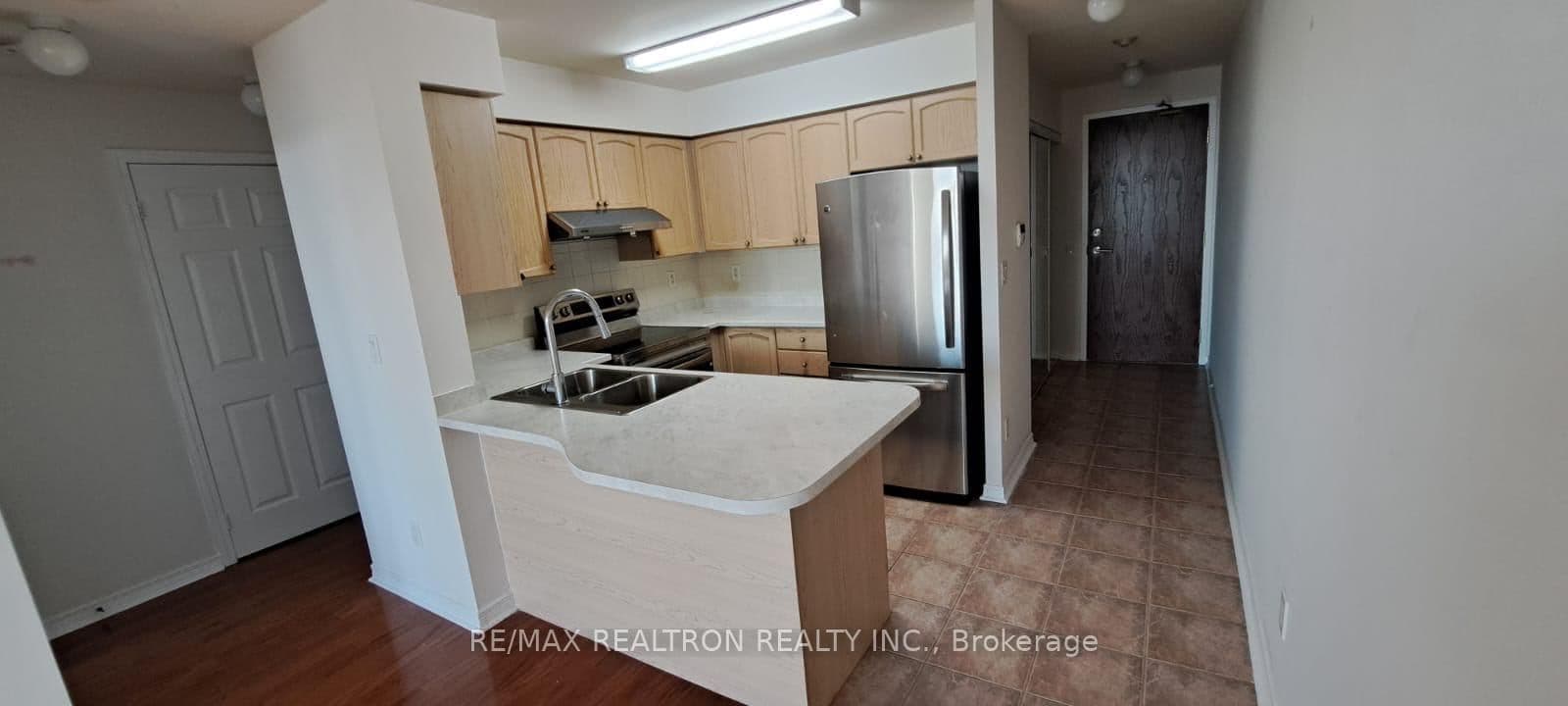 23 Oneida Crescent, Unit PH13 thumbnail 8