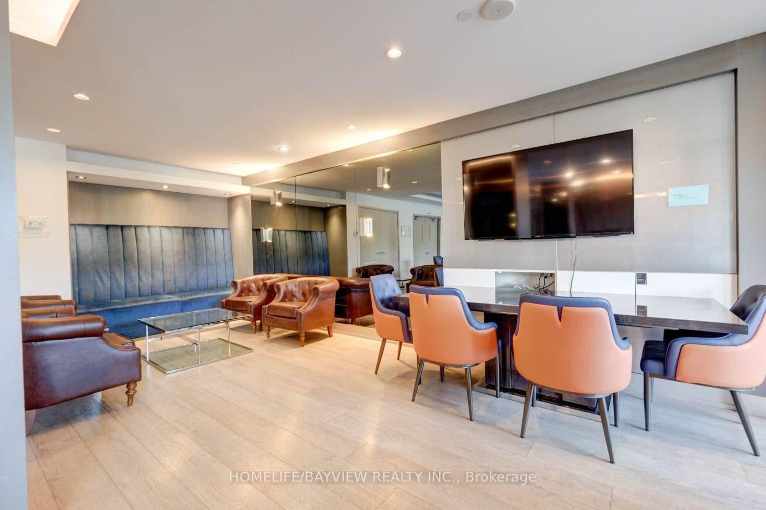 7165 YONGE Street, Unit 2403 thumbnail 16