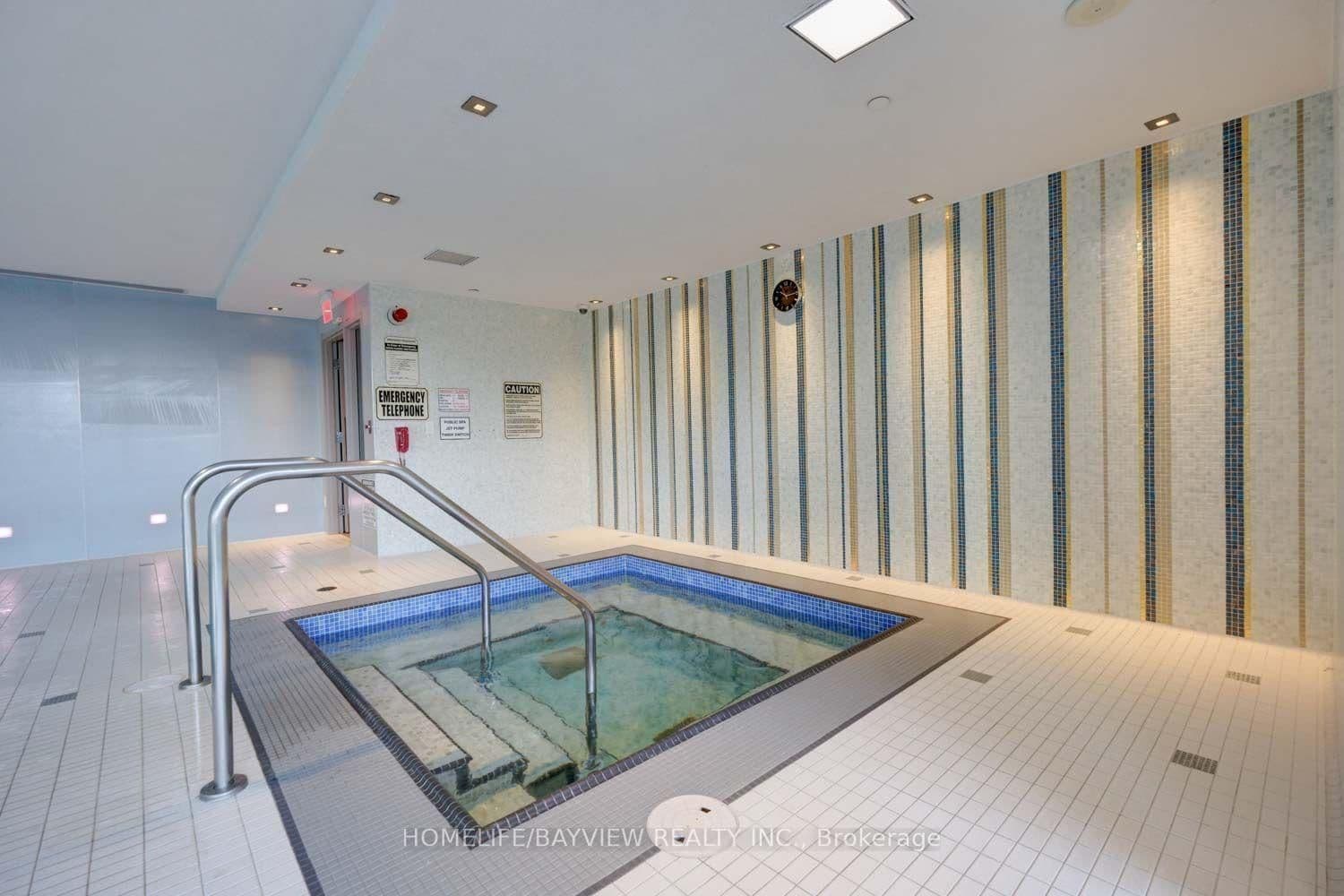 7165 YONGE Street, Unit 2403 thumbnail 26