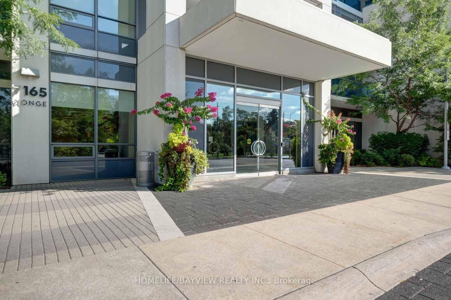 7165 YONGE Street, Unit 2403 thumbnail 4