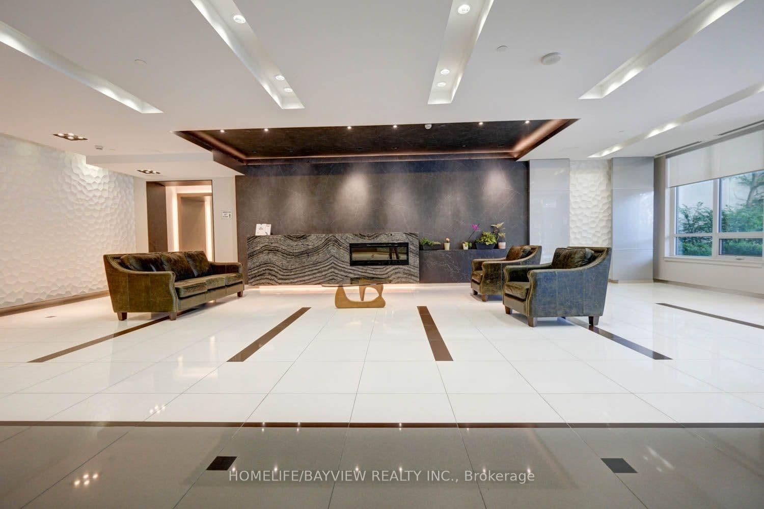 7165 YONGE Street, Unit 2403 thumbnail 8