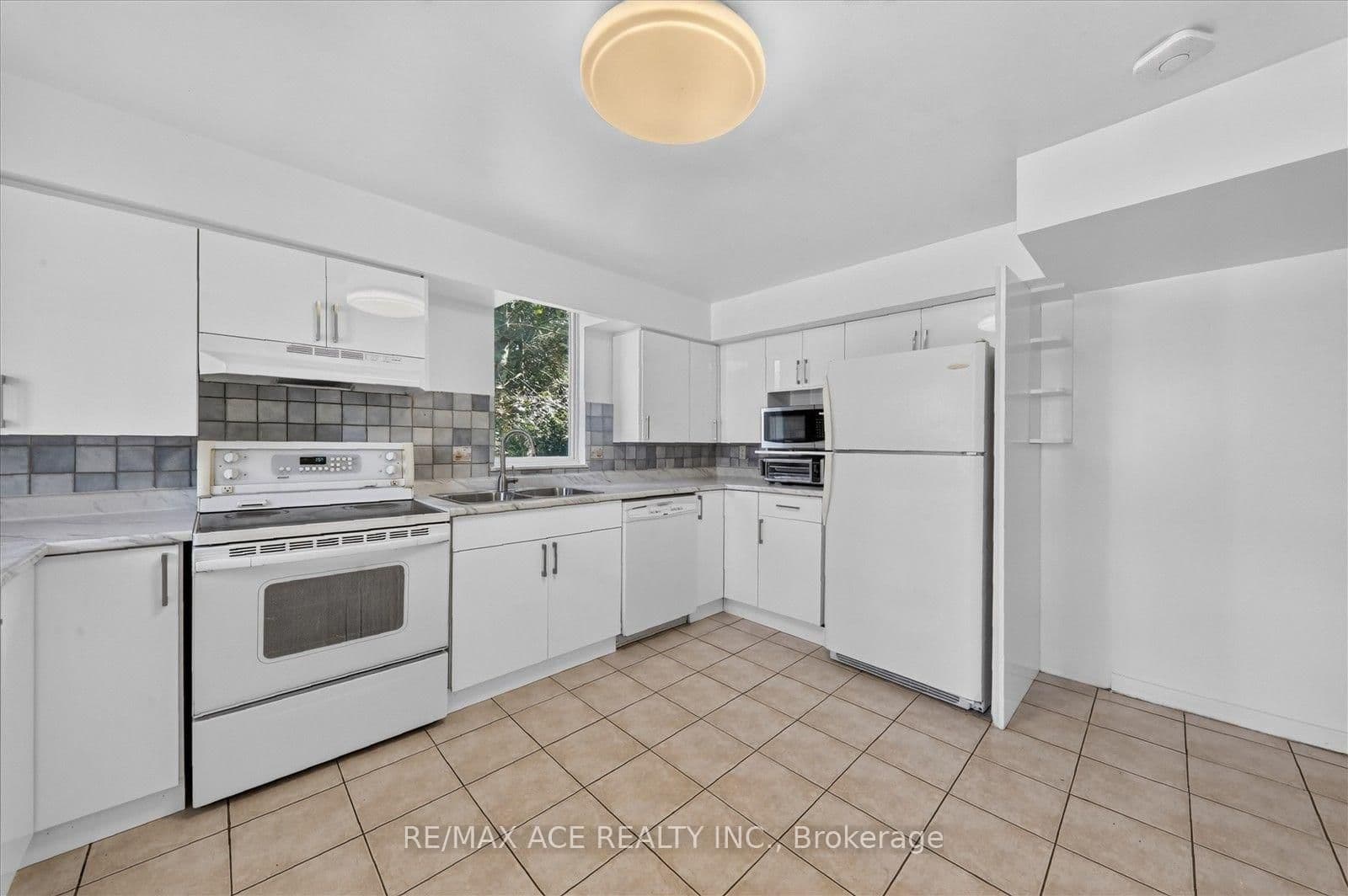 65 Cricklewood Crescent thumbnail 9