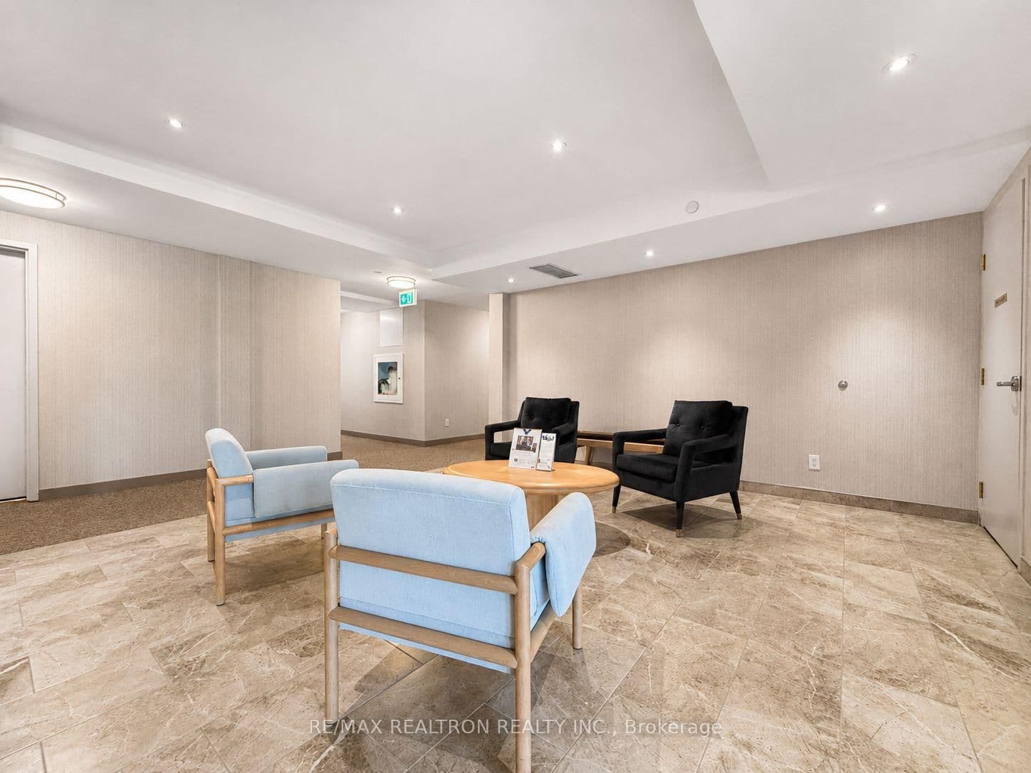 1709 Bur Oak Avenue, Unit 509 thumbnail 6