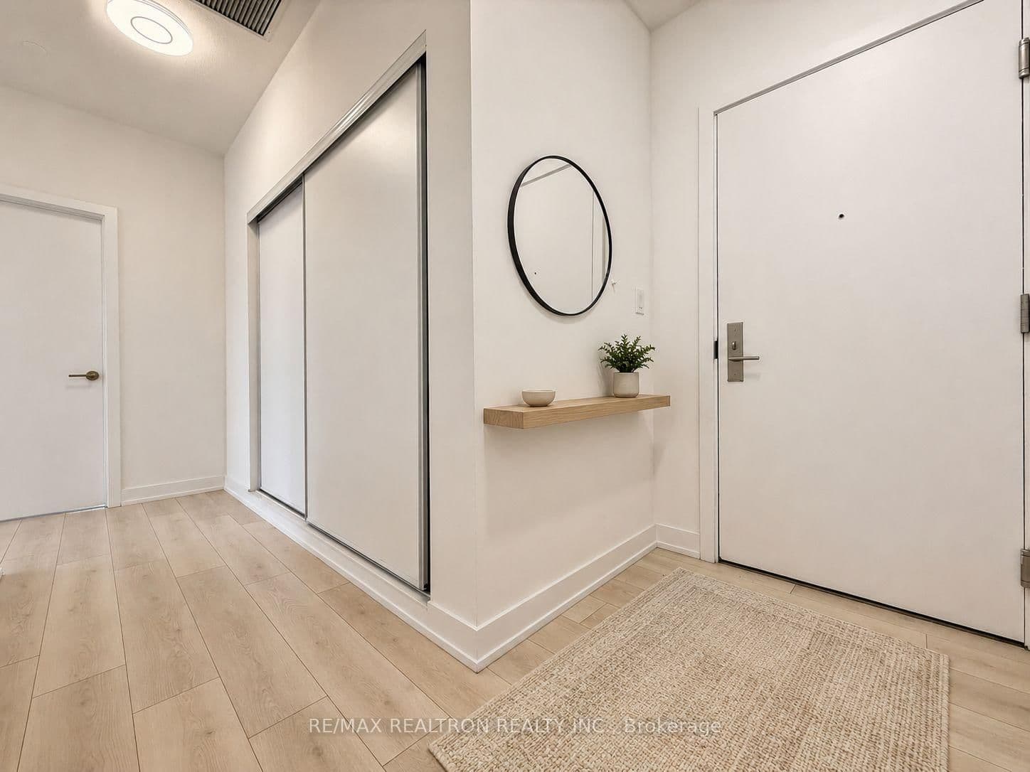 1709 Bur Oak Avenue, Unit 509 thumbnail 7