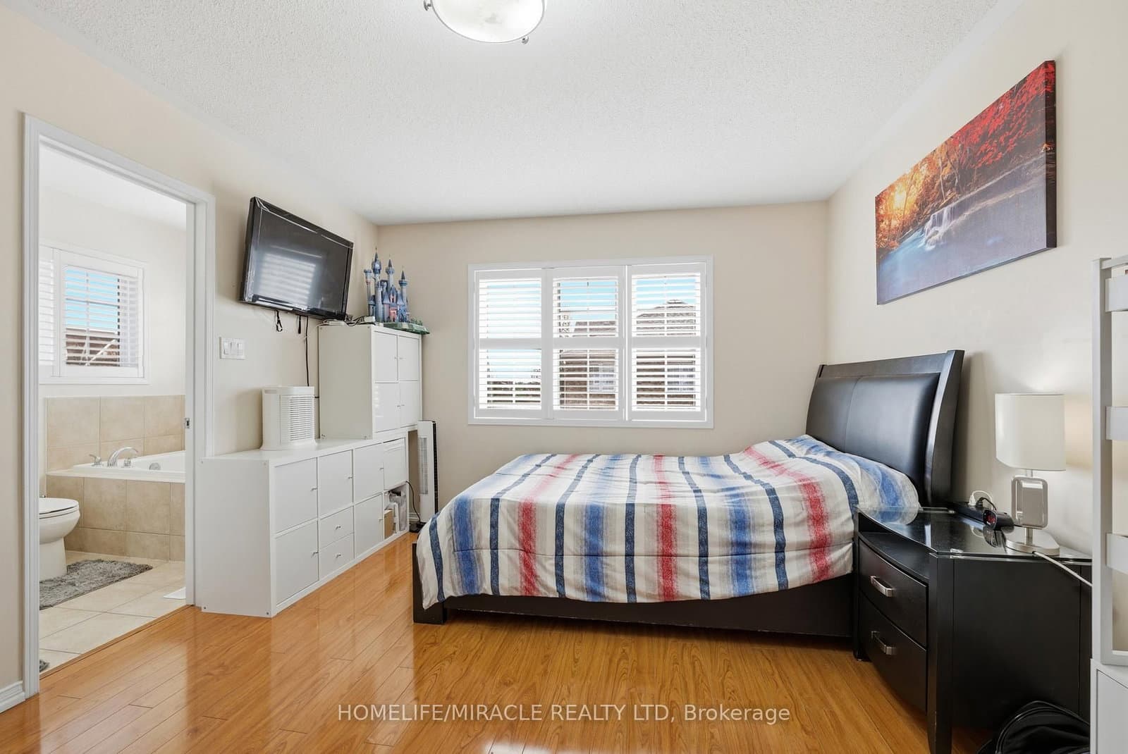 243 Venice Gate Drive thumbnail 22