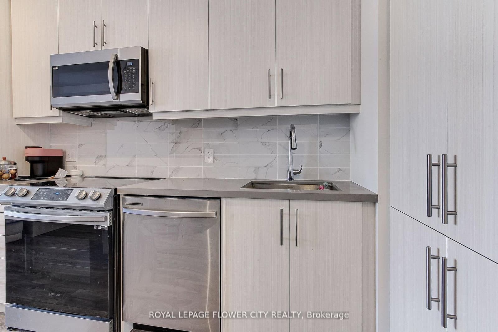 95 Oneida Crescent, Unit 2305 thumbnail 25