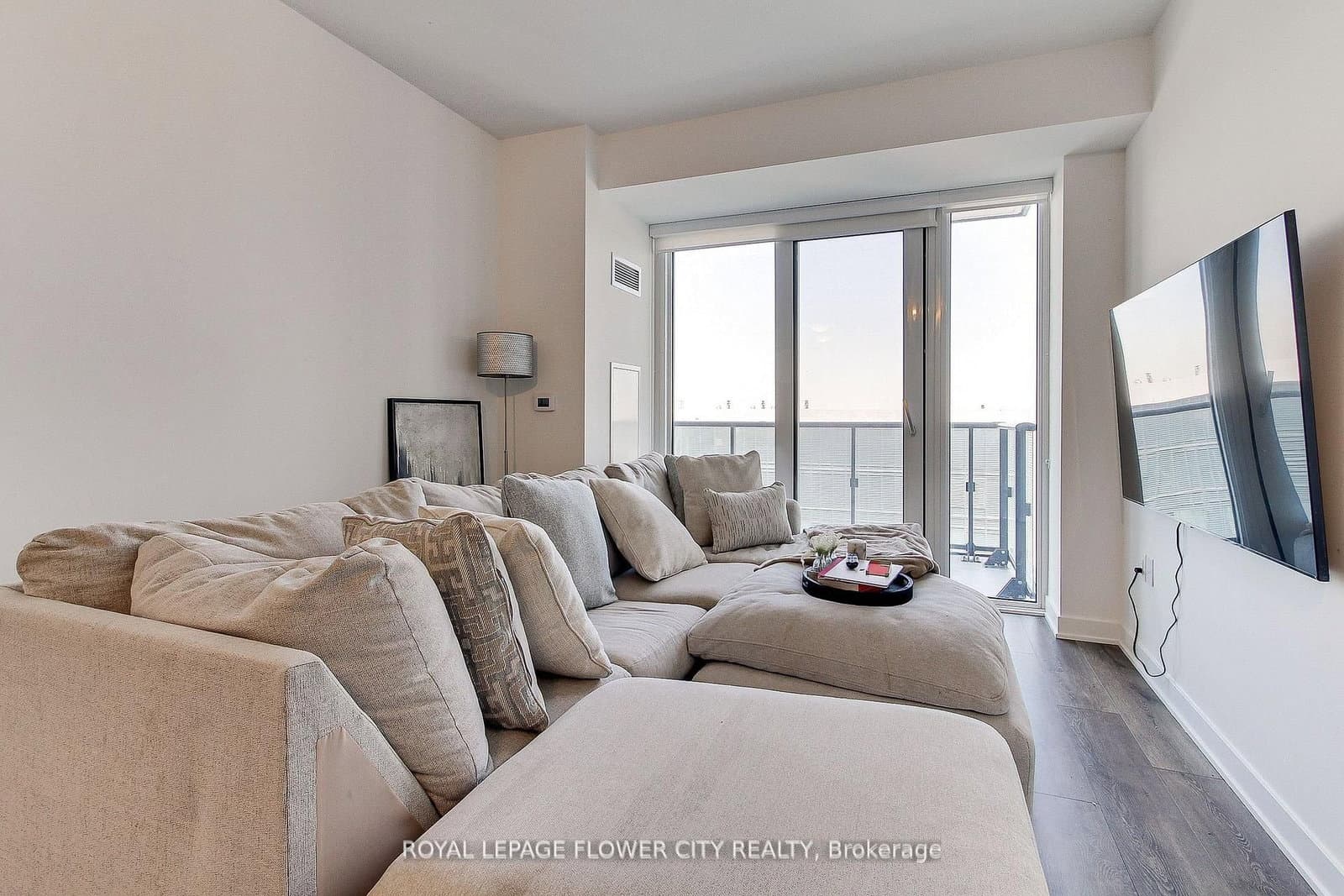 95 Oneida Crescent, Unit 2305 thumbnail 5
