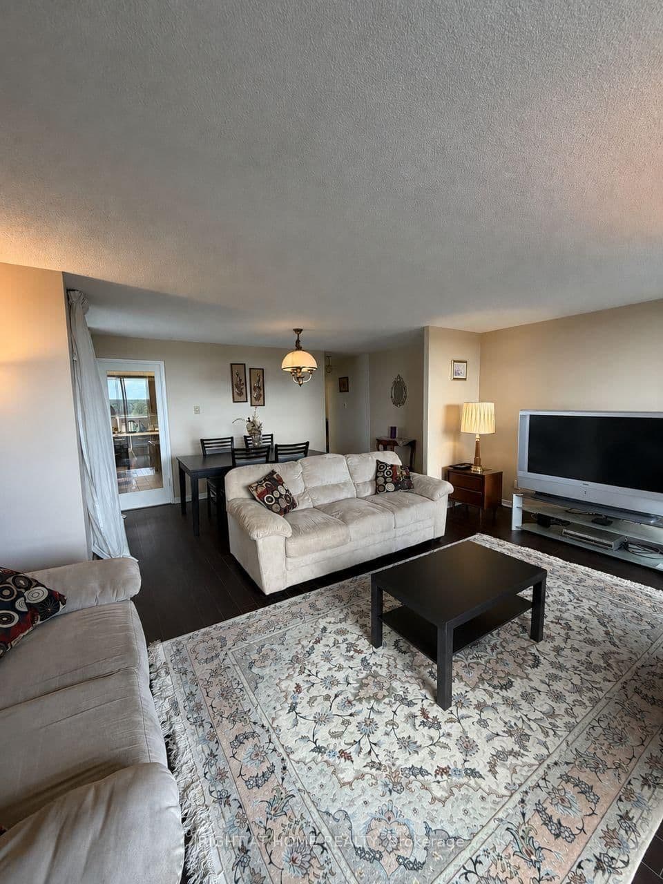 60 Inverlochy Boulevard, Unit 802 thumbnail 5