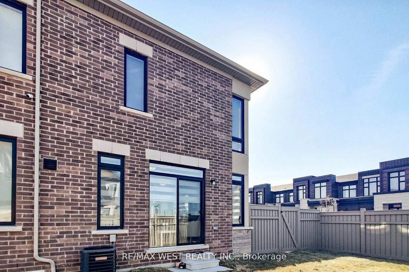 4 Haldimand Street thumbnail 31