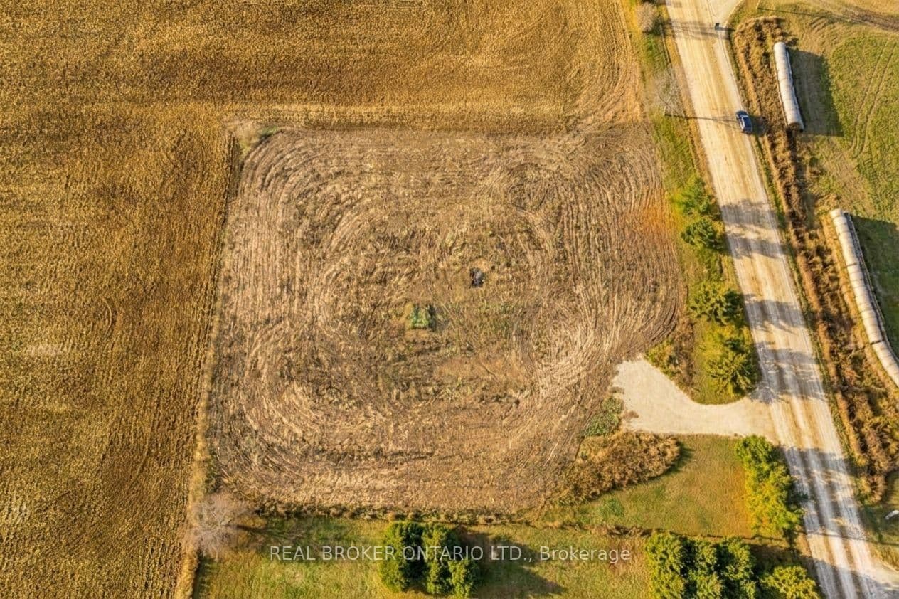 6449 12 13 Side Road thumbnail 10