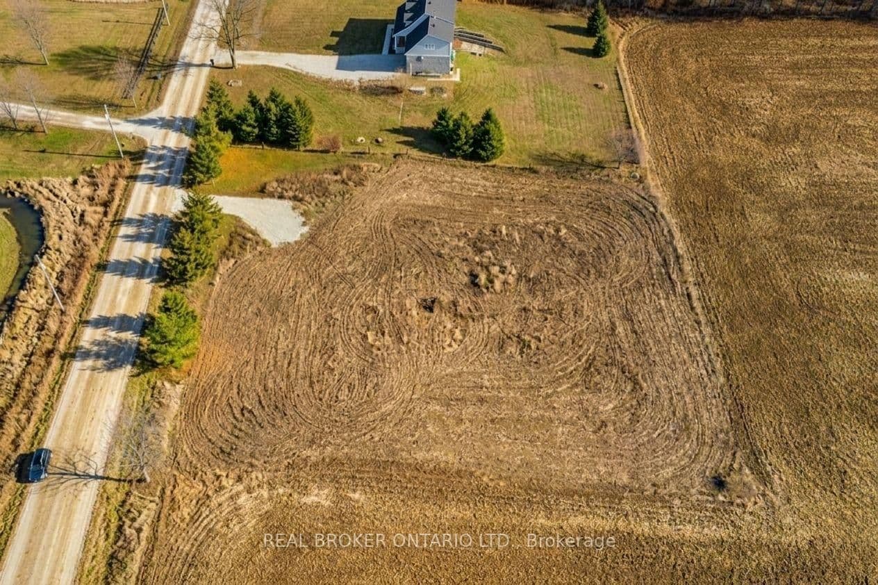 6449 12 13 Side Road thumbnail 11
