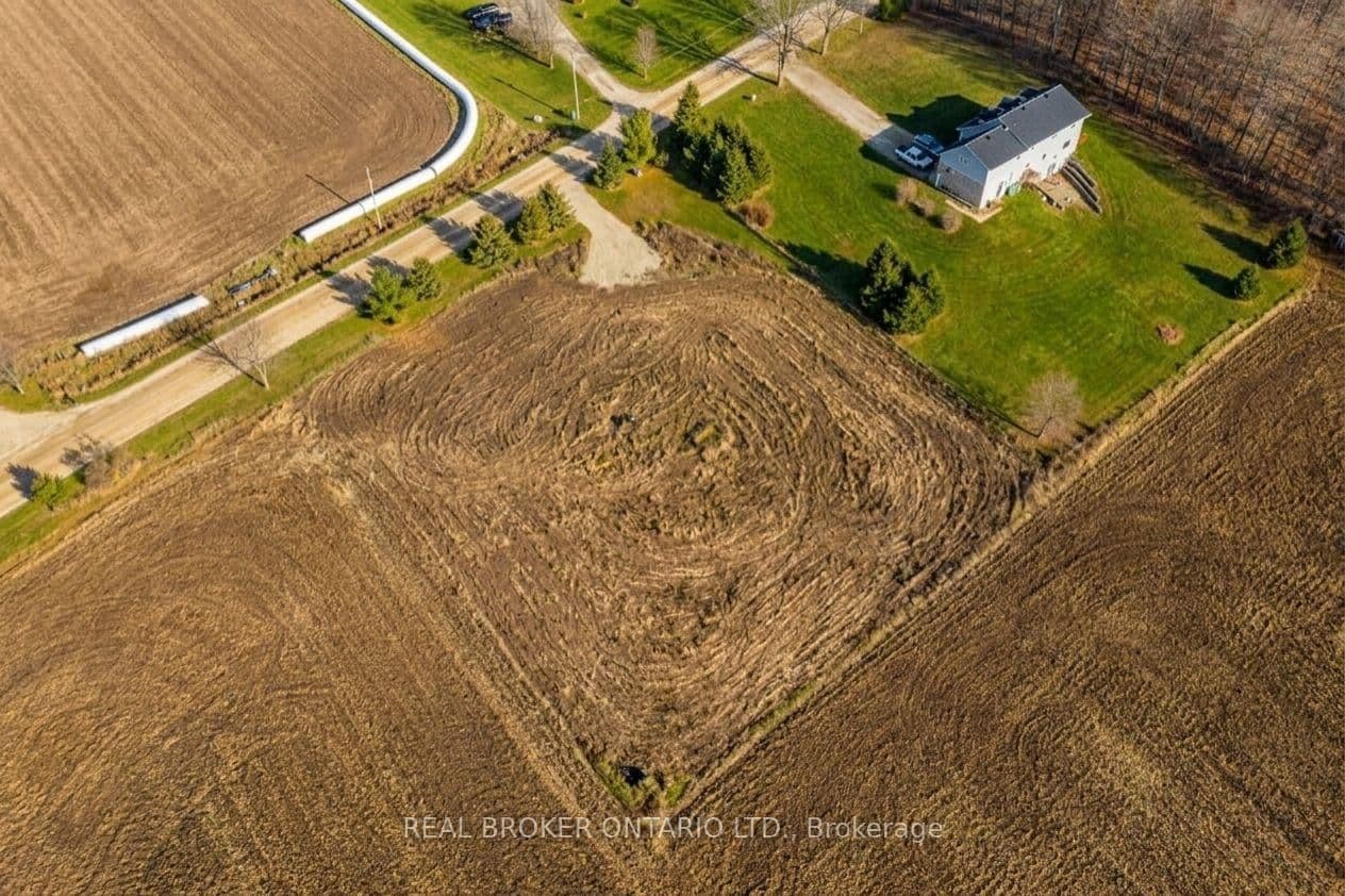 6449 12 13 Side Road thumbnail 6