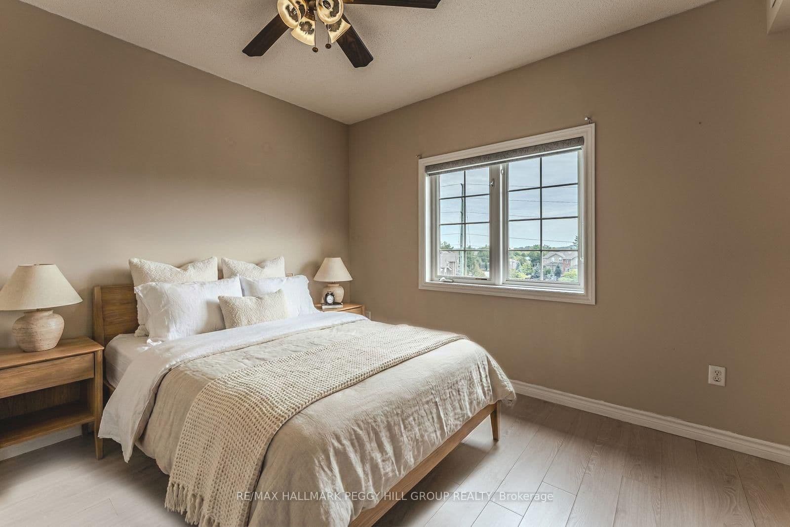 40 Ferndale Drive S, Unit 402 thumbnail 7