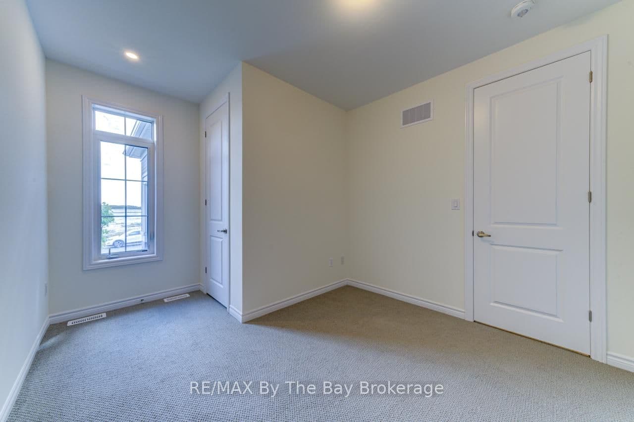 15 Sun Valley Avenue thumbnail 11