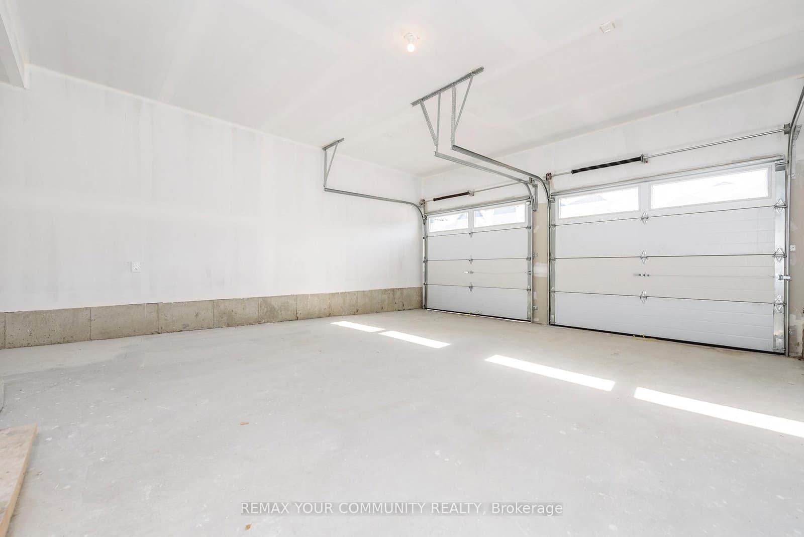 105 Bearberry Road thumbnail 19