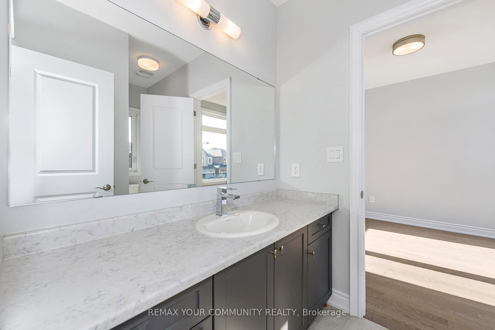 105 Bearberry Road thumbnail 25