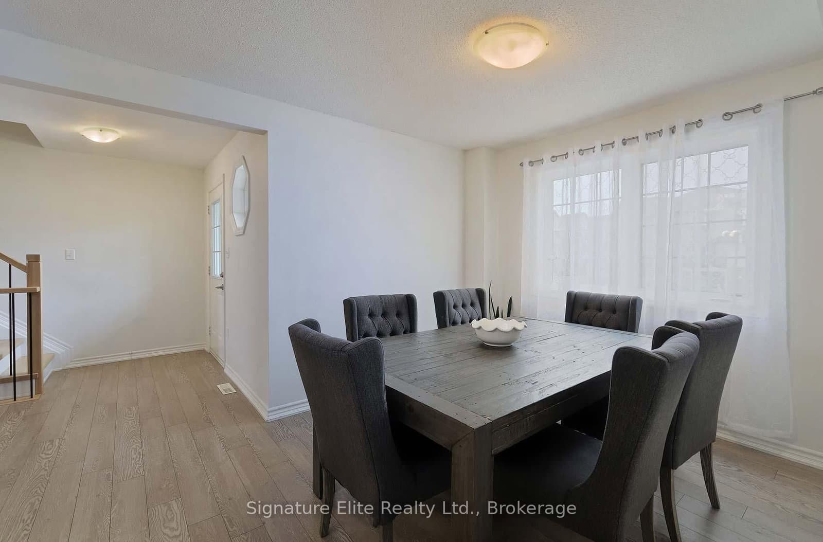 57 Ferndale Drive S, Unit 7 thumbnail 12