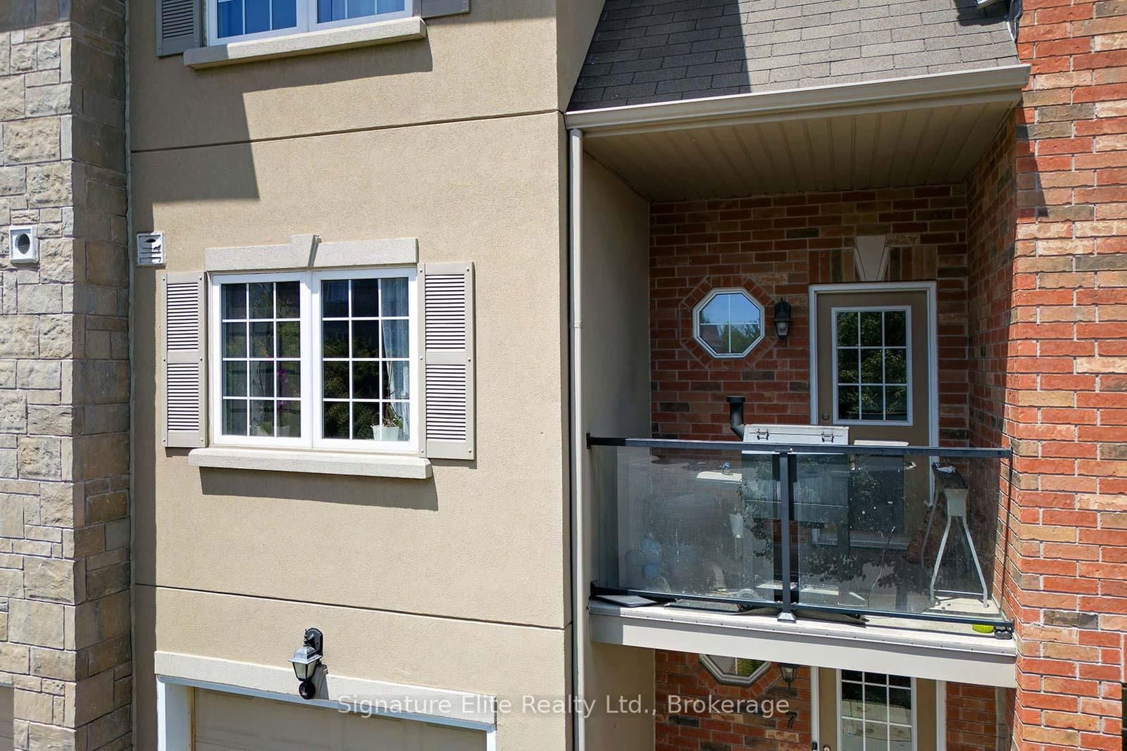 57 Ferndale Drive S, Unit 7 thumbnail 16