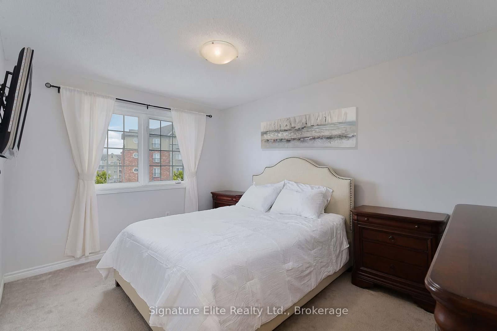 57 Ferndale Drive S, Unit 7 thumbnail 19