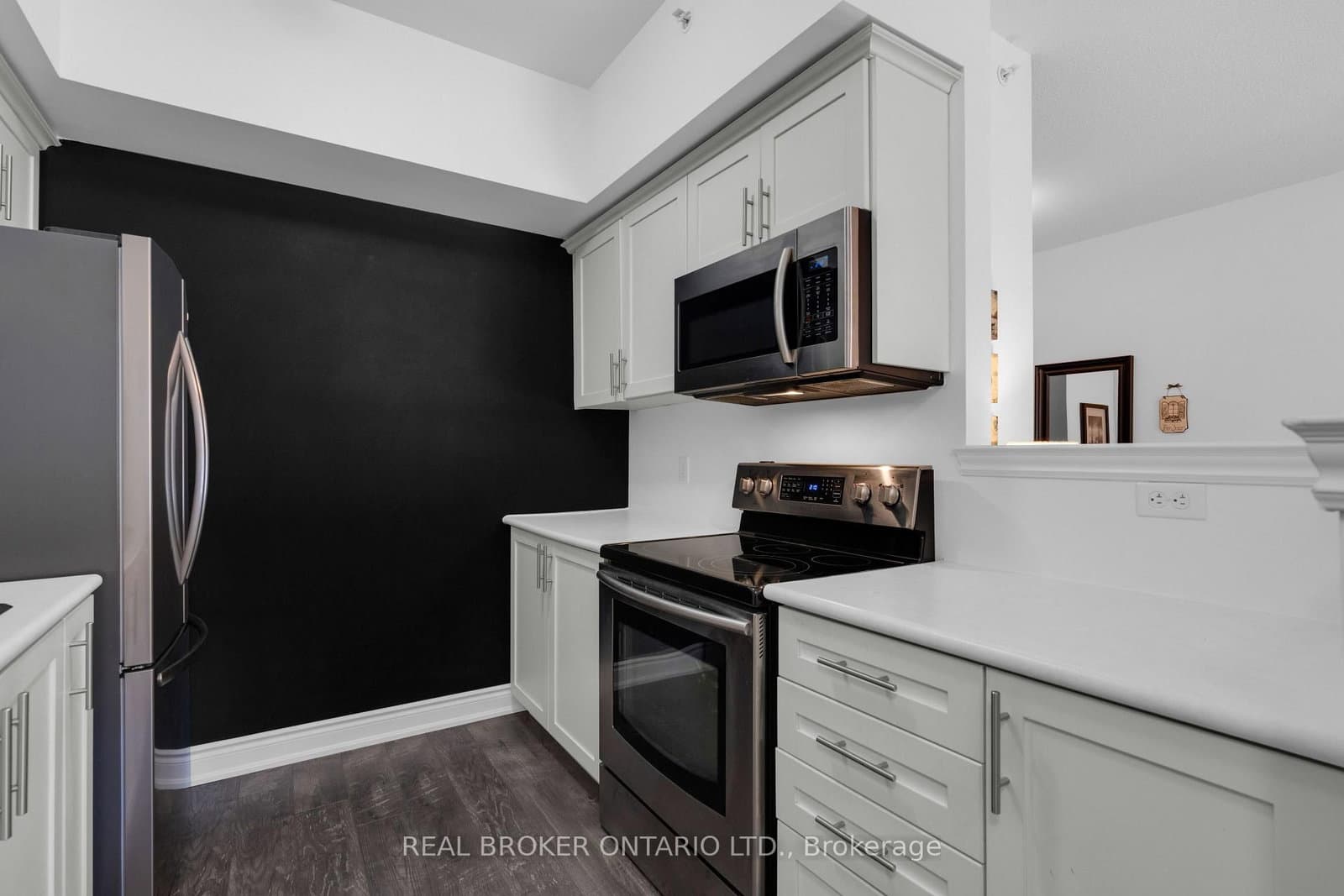 42 Ferndale Drive S, Unit 108 thumbnail 7