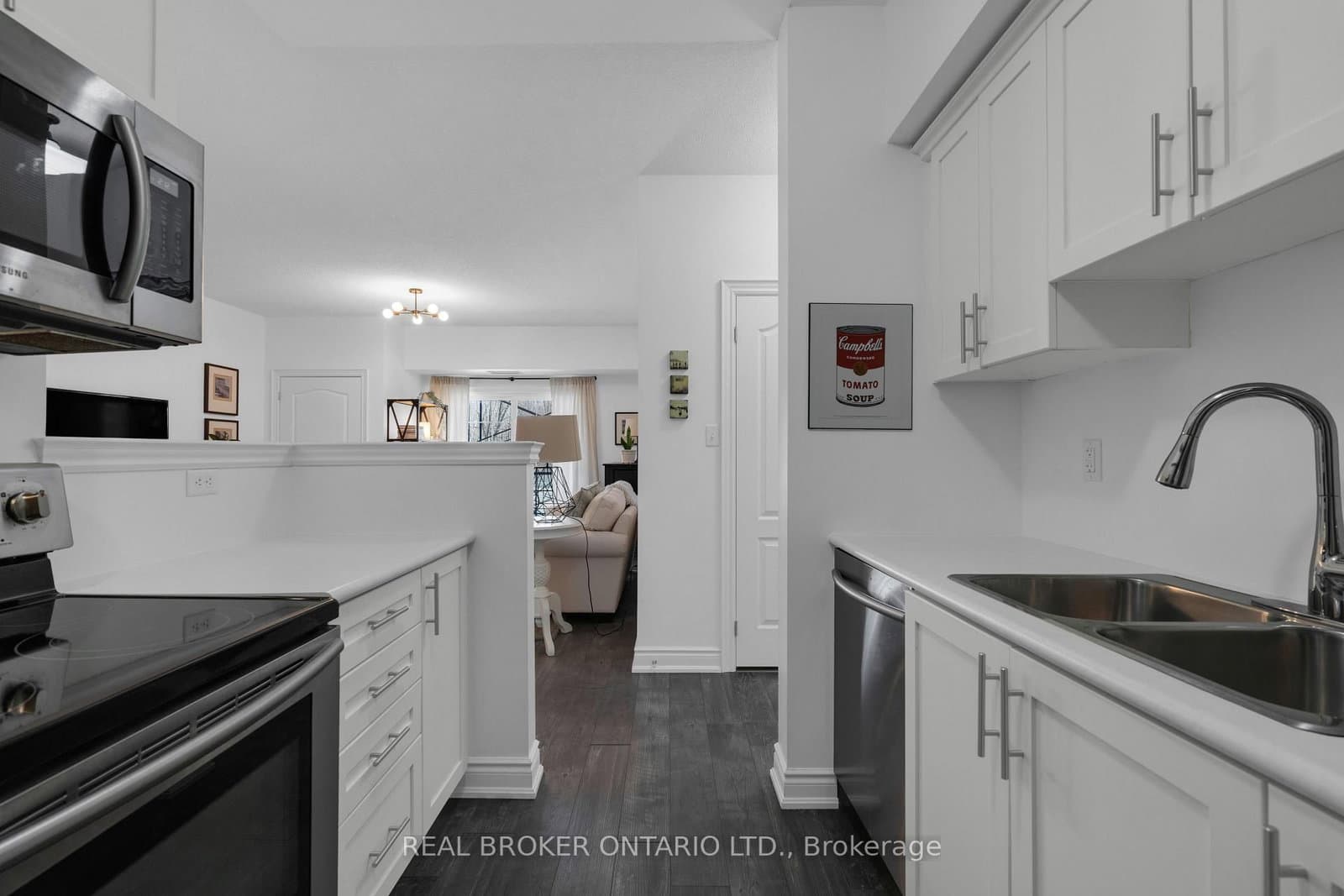 42 Ferndale Drive S, Unit 108 thumbnail 9