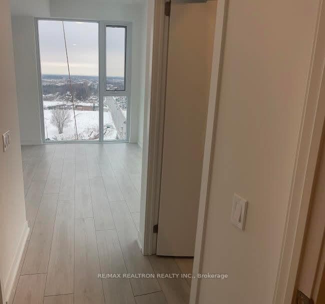 39 Mary Street, Unit 1802 thumbnail 9