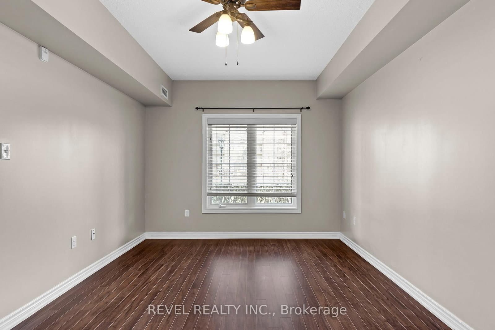 39 Ferndale Drive S, Unit 106 thumbnail 13