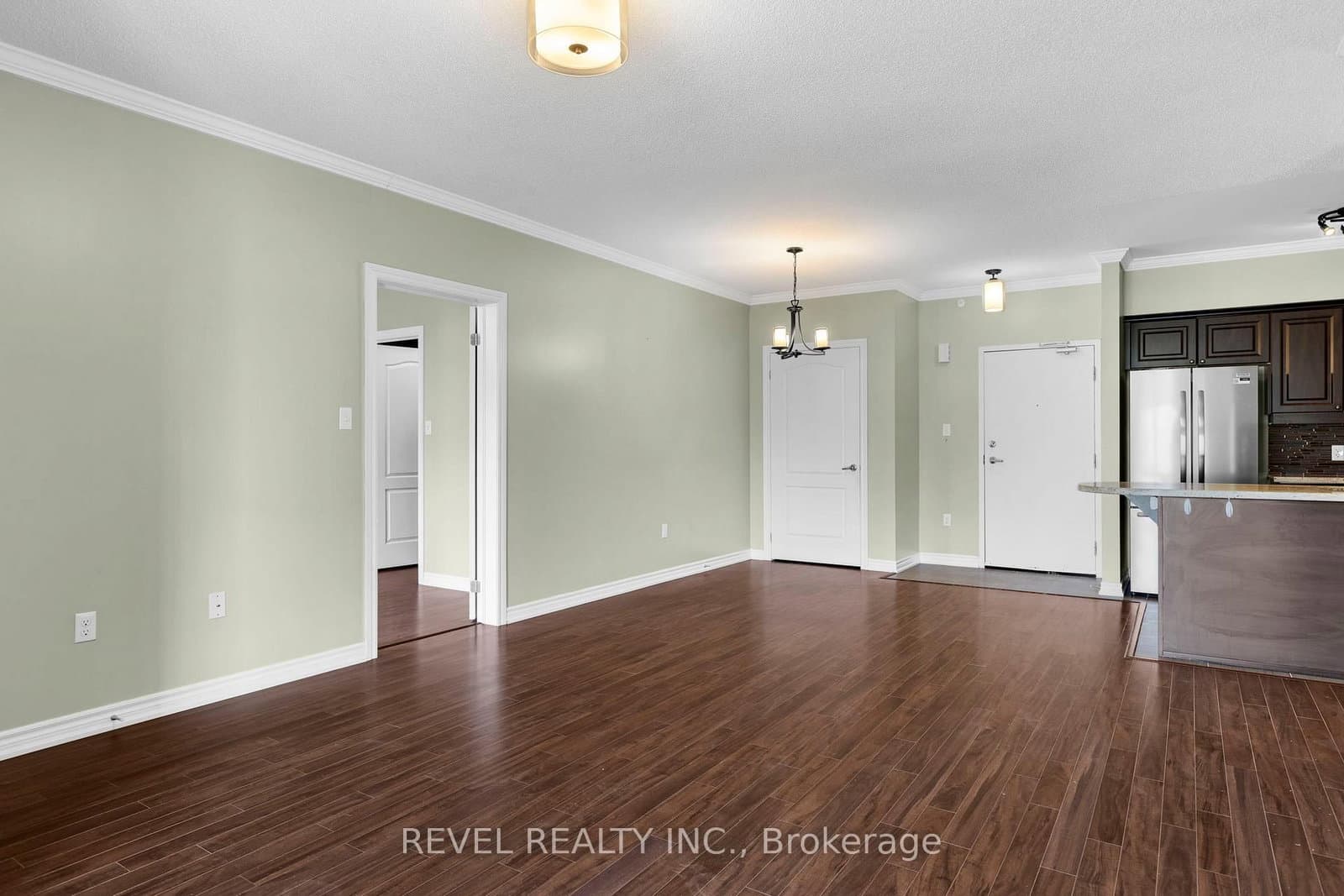 39 Ferndale Drive S, Unit 106 thumbnail 9