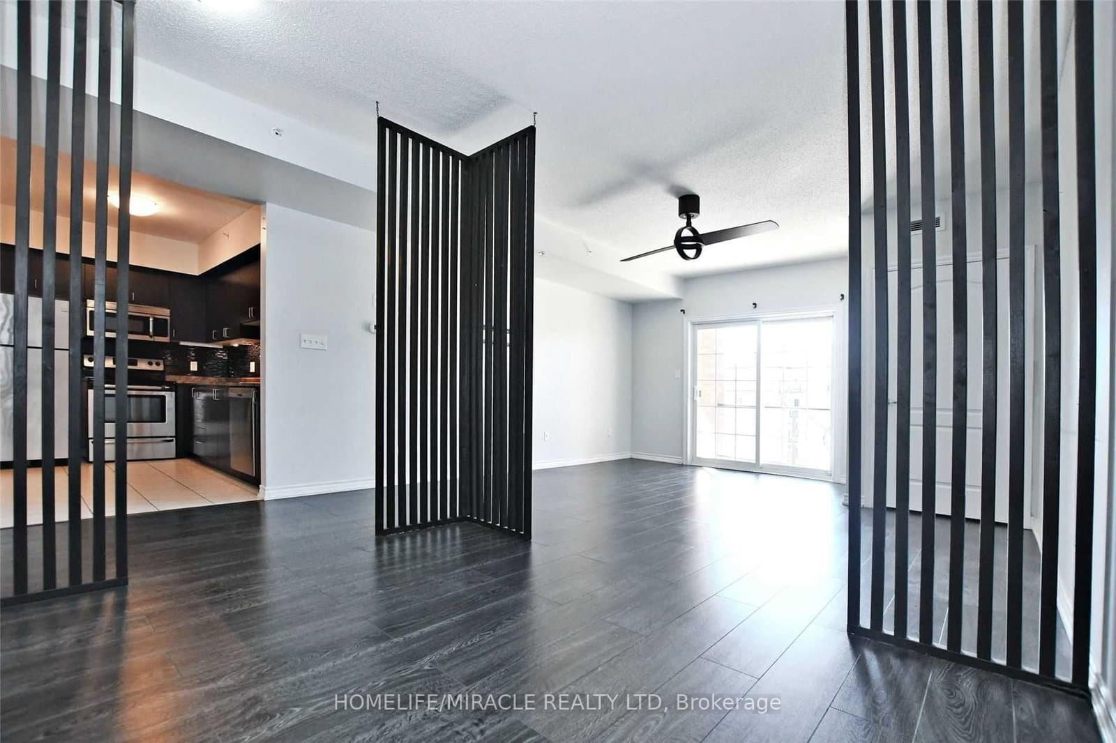 39 Ferndale Drive S, Unit 303 thumbnail 10