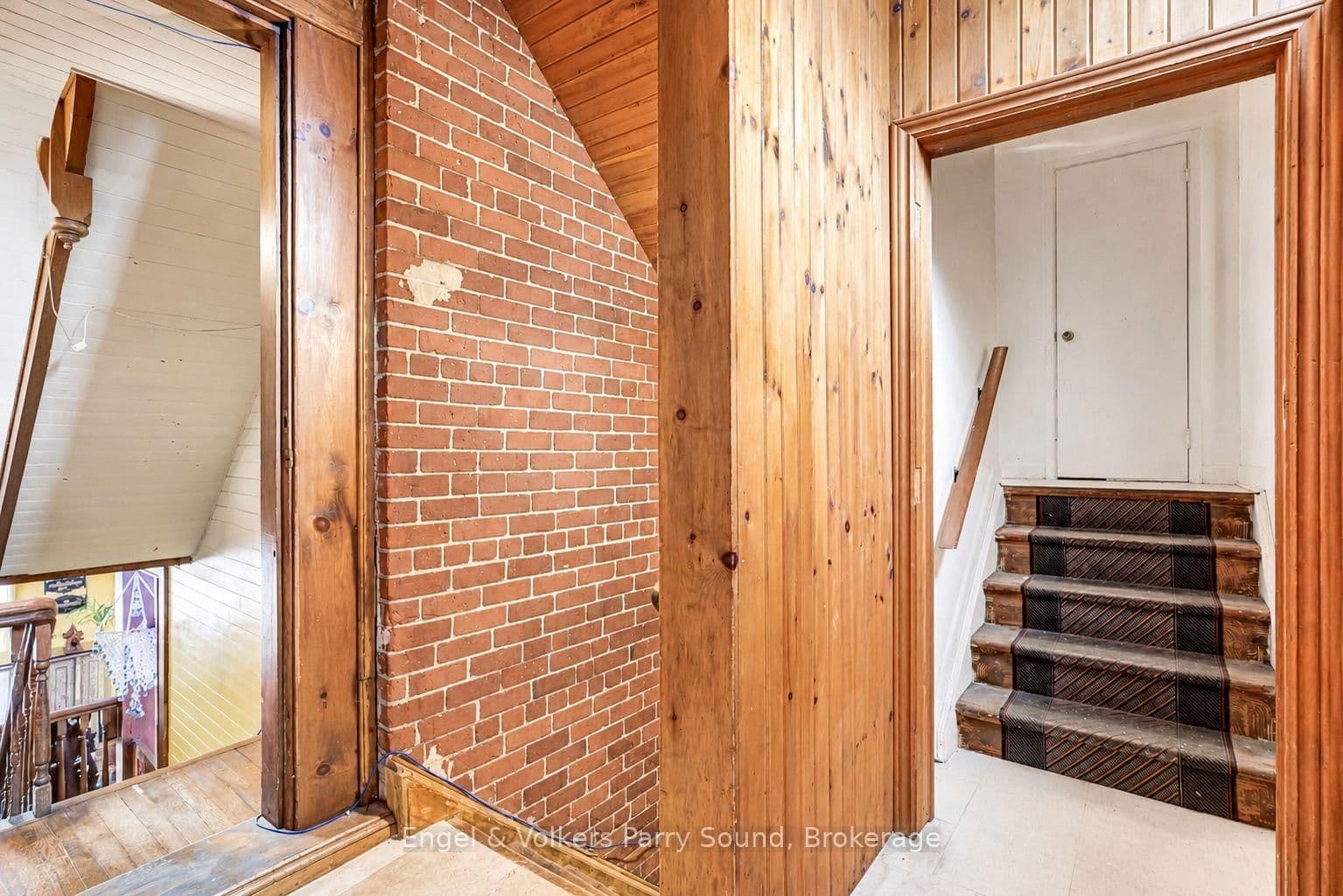 168 Dunlop Street E thumbnail 31