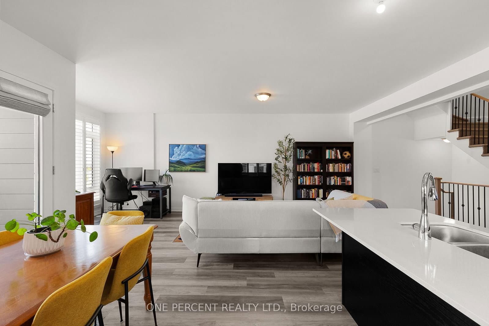 129 Colborne Street E thumbnail 20