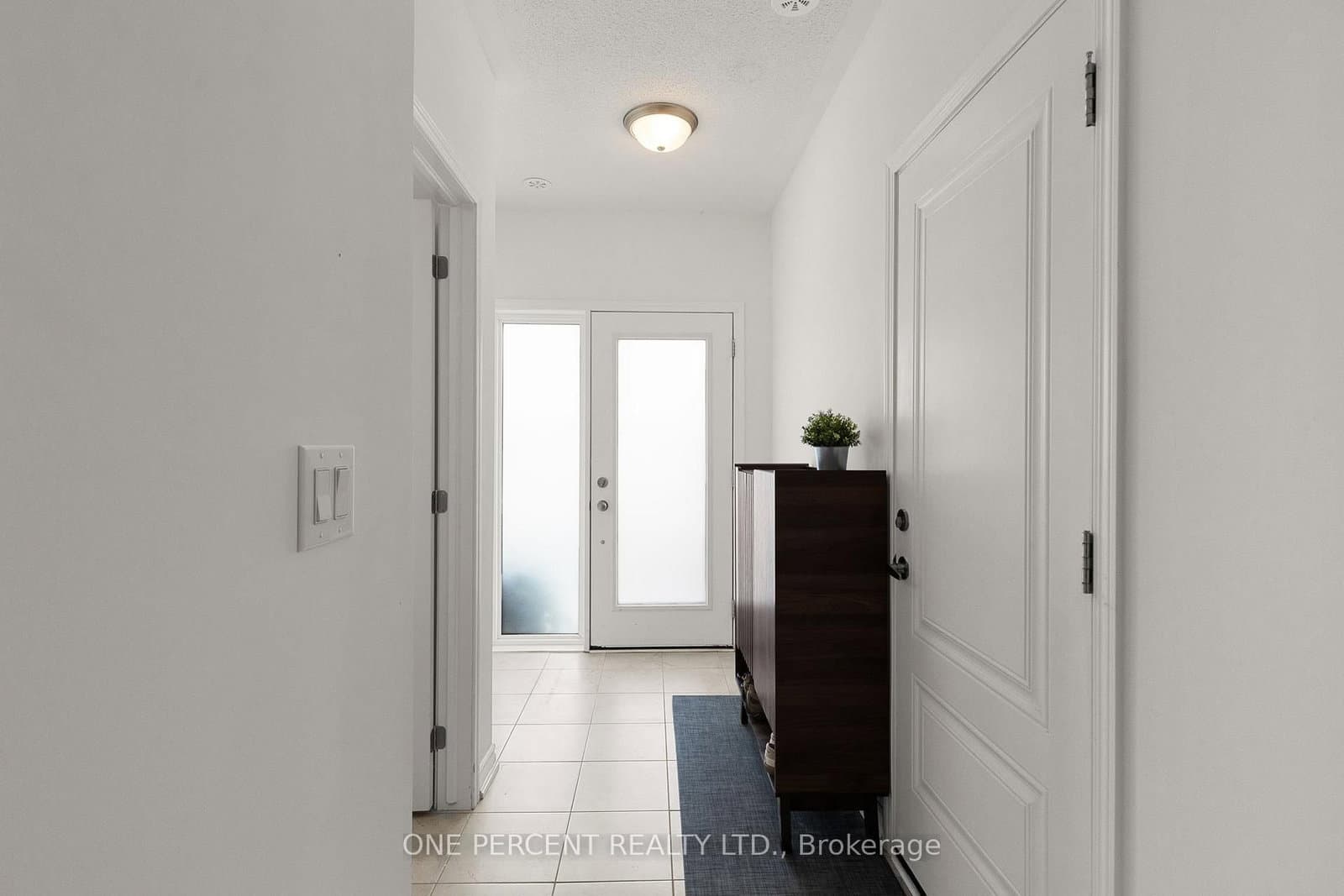 129 Colborne Street E thumbnail 7