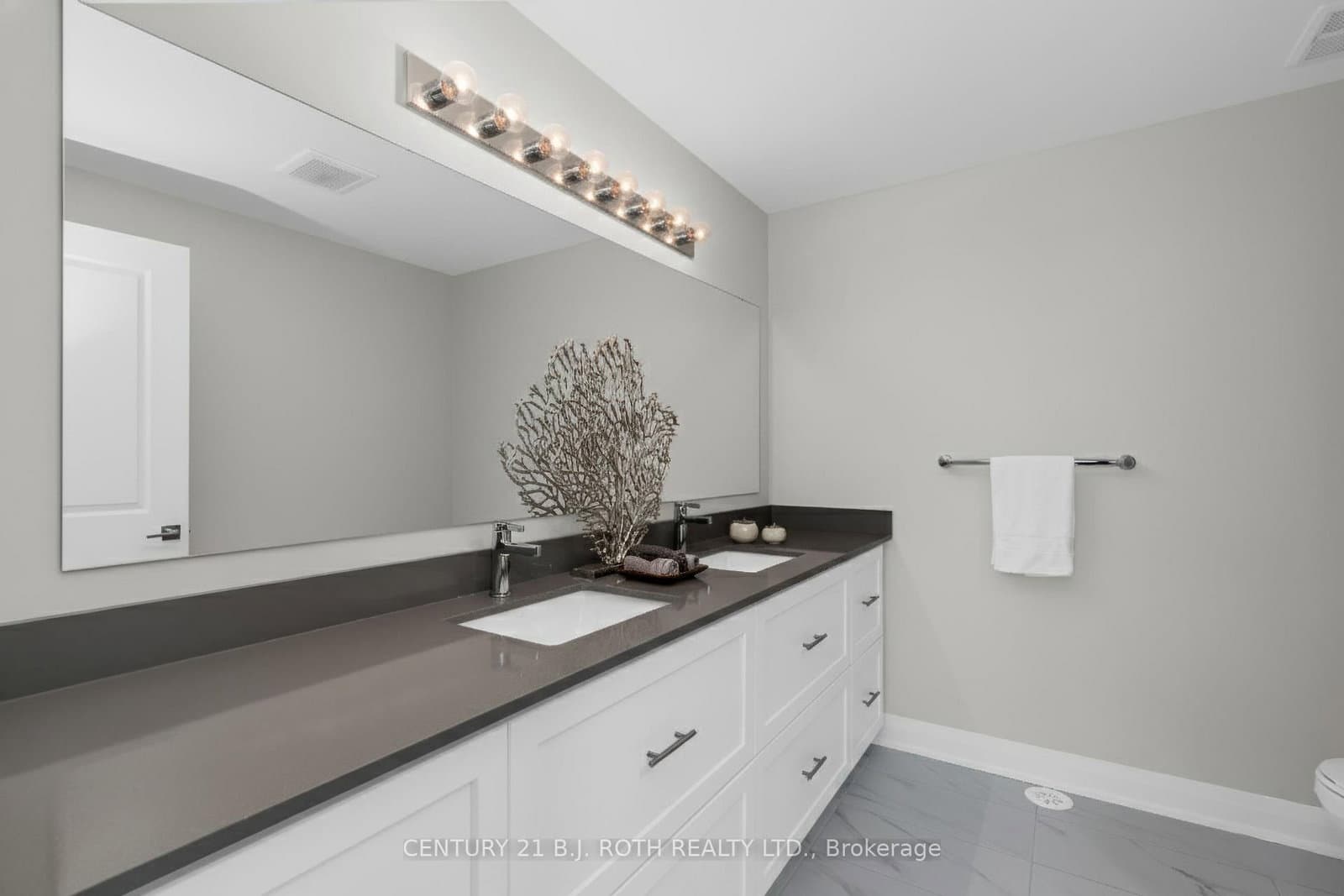 89 Lightfoot Drive thumbnail 35