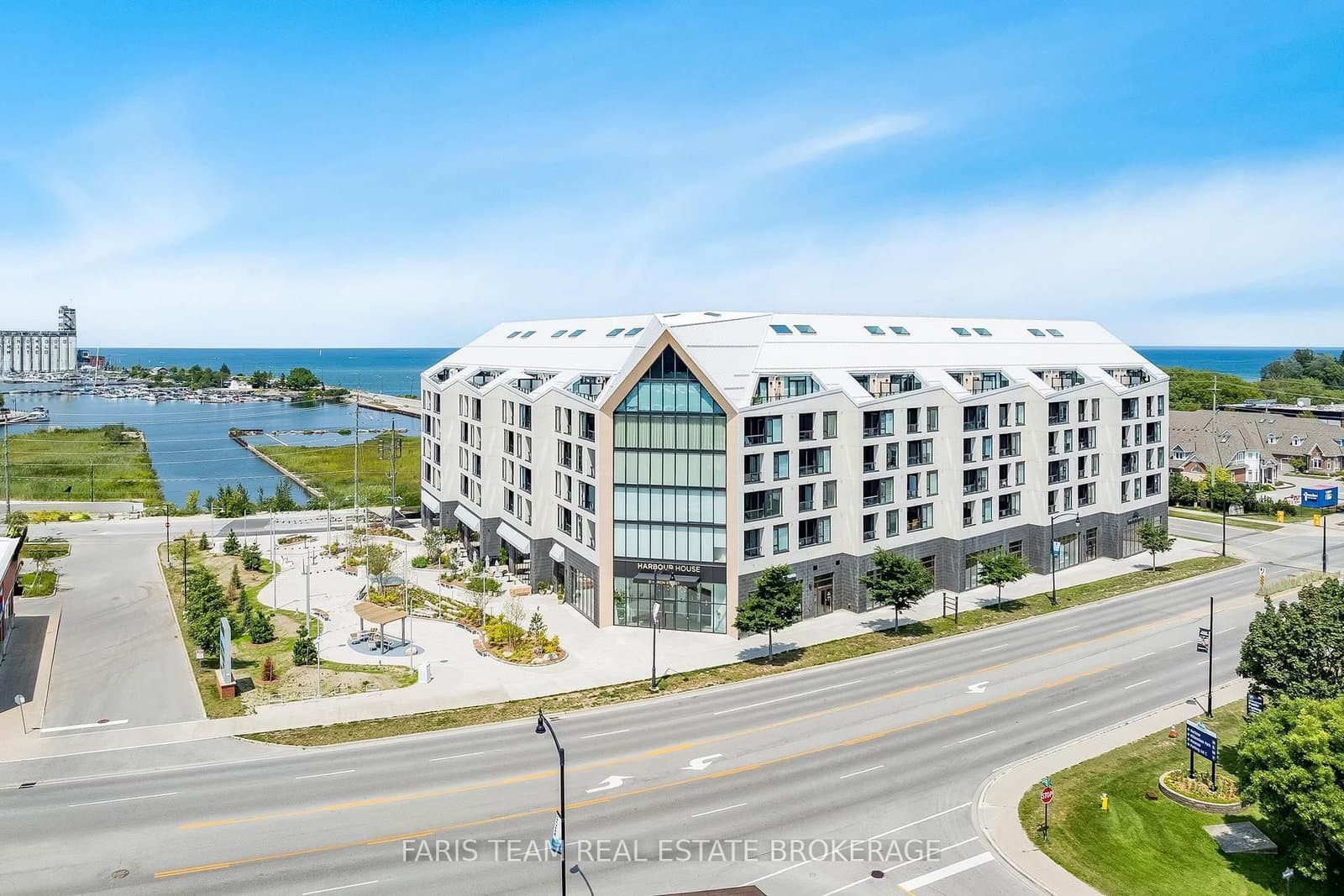 31 Huron Street, Unit 611 - Image 1