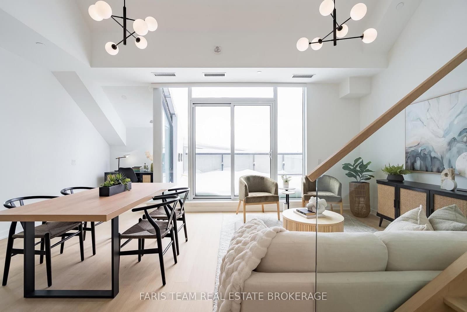 31 Huron Street, Unit 611 thumbnail 16