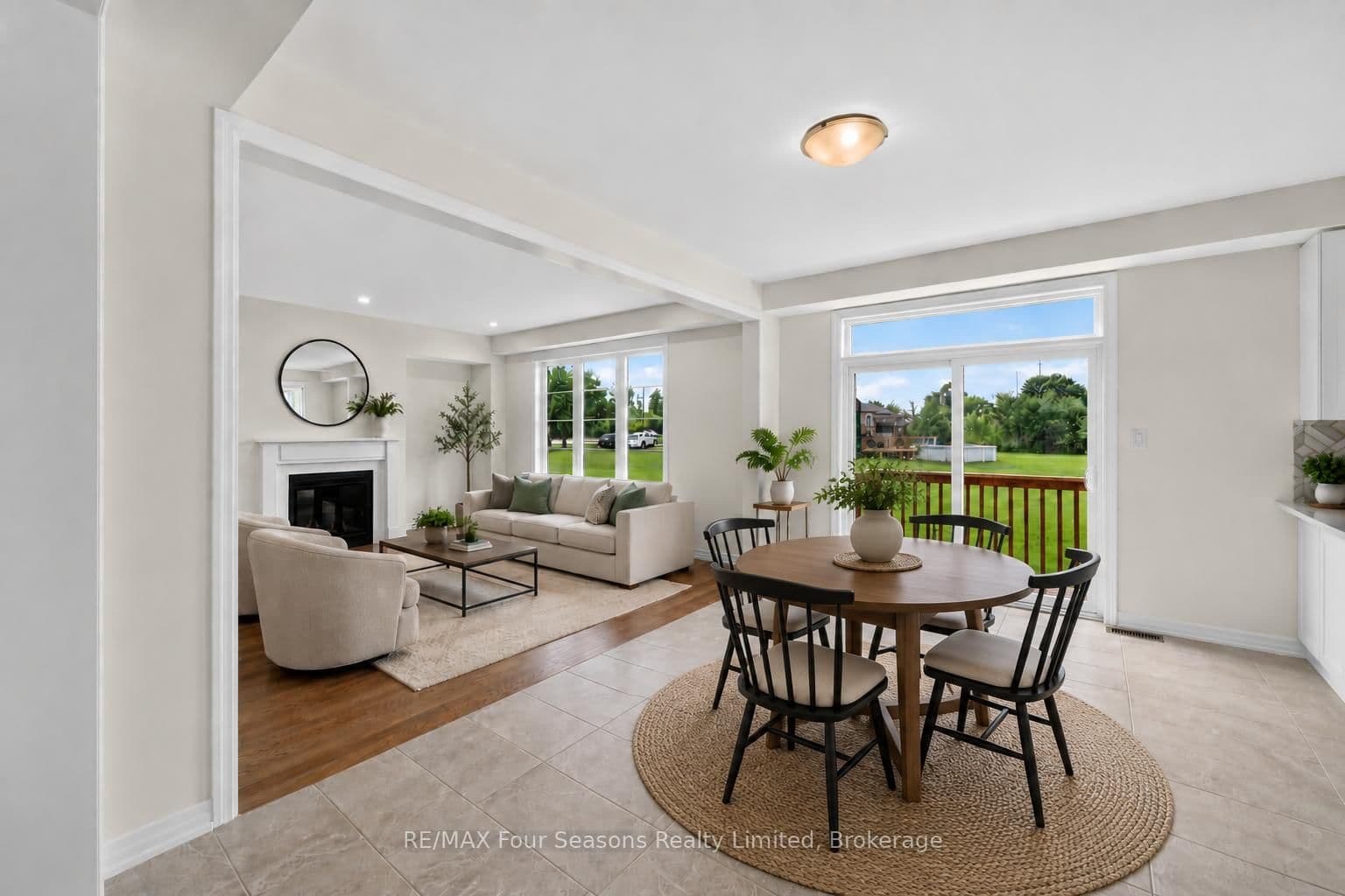 203 Coates Drive thumbnail 3