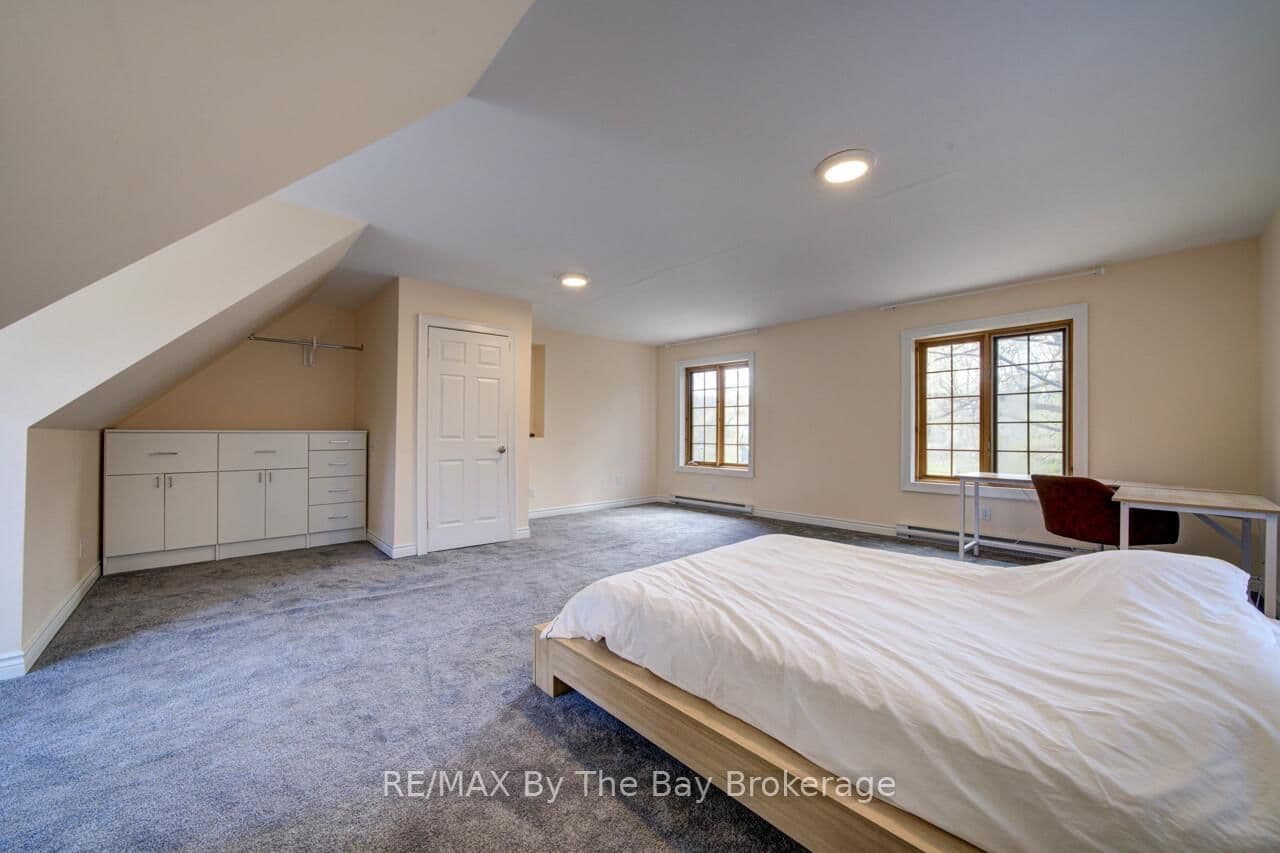 646 Oxbow Park Drive thumbnail 34