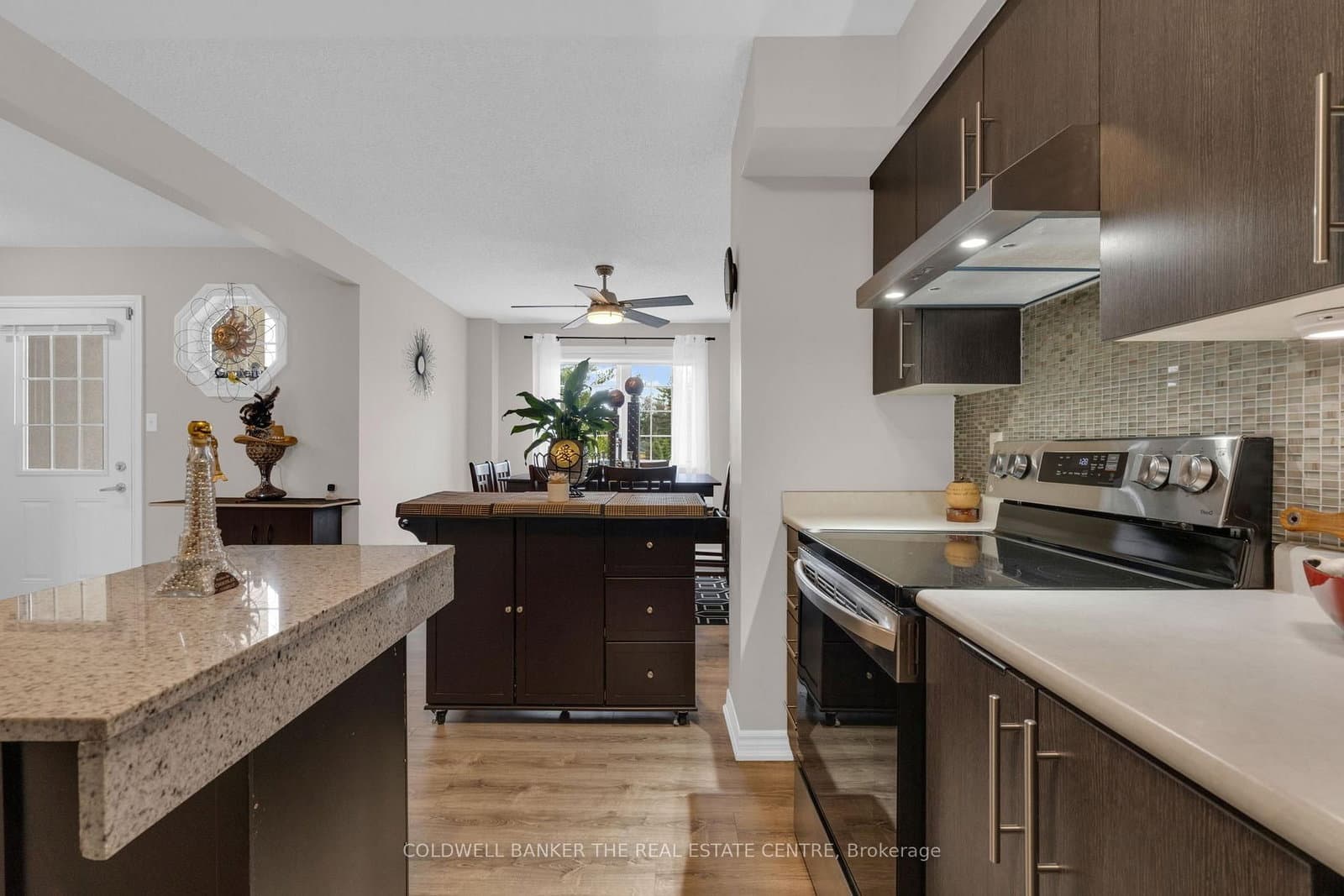 49 Ferndale Drive S, Unit 7 thumbnail 10