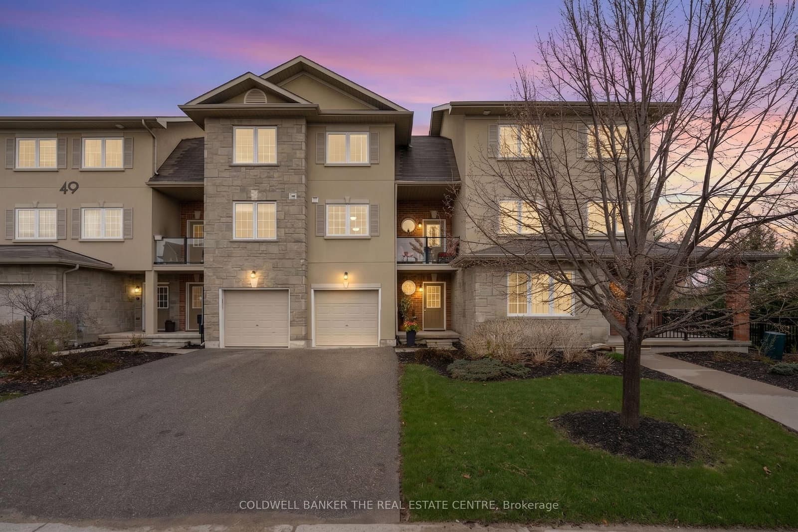 49 Ferndale Drive S, Unit 7 thumbnail 2