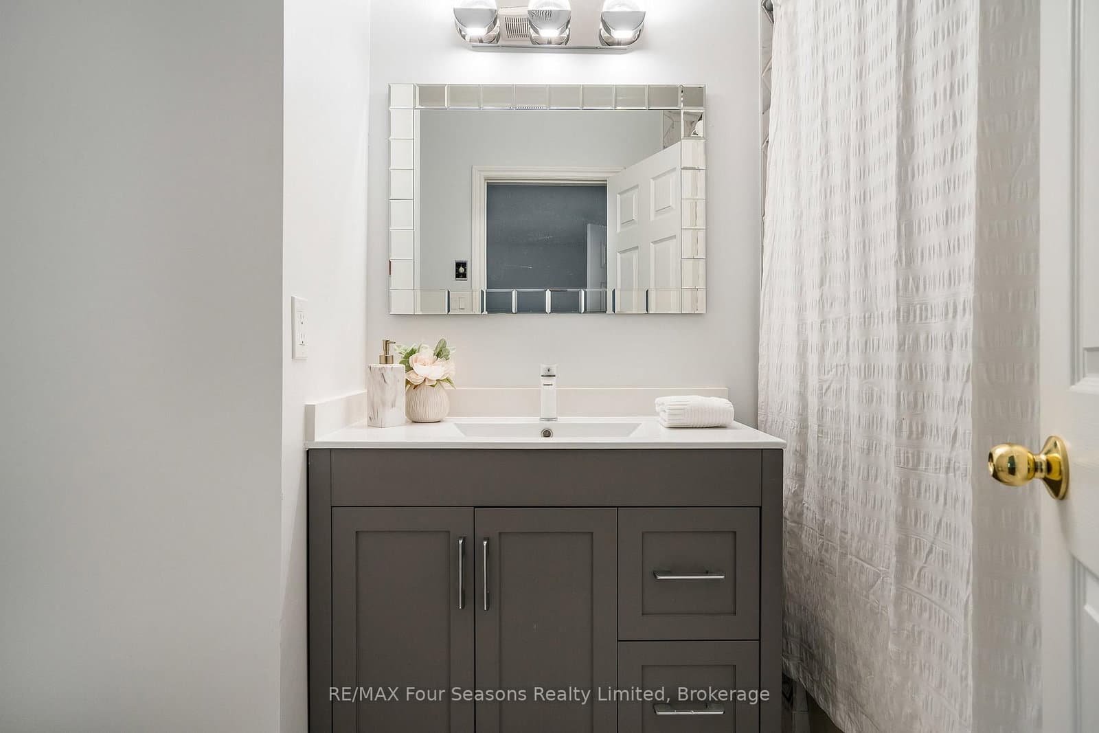 25 Starboard Road, Unit 25 thumbnail 29