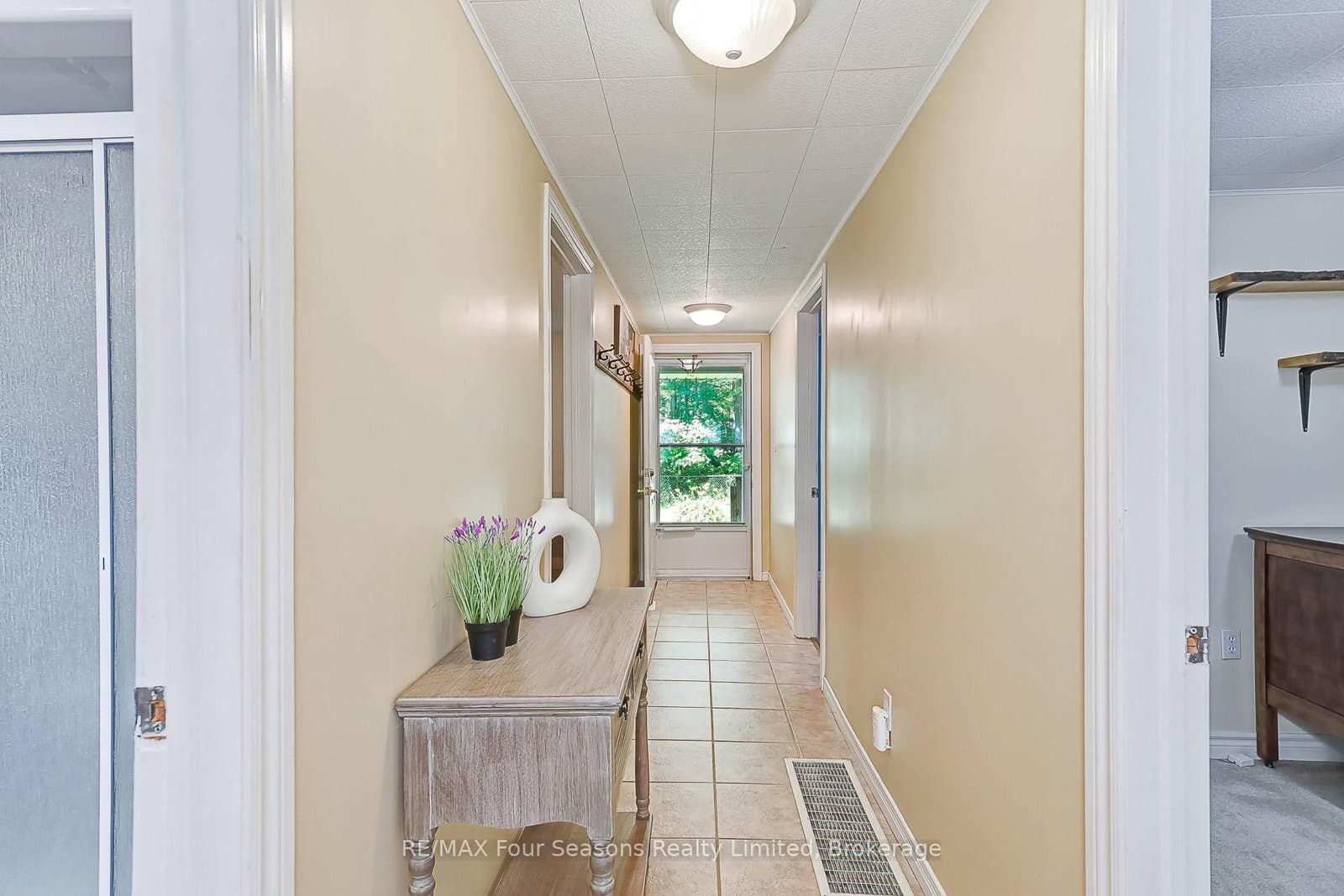511 Oxbow Park Drive thumbnail 26