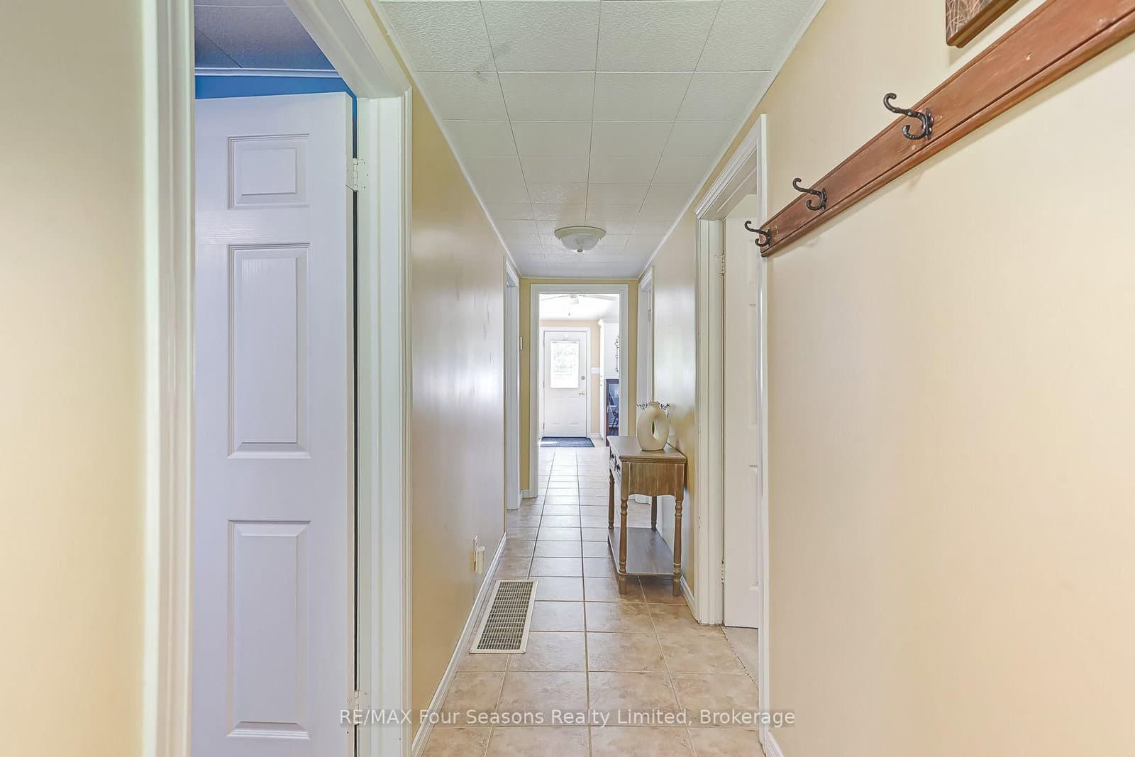511 Oxbow Park Drive thumbnail 27