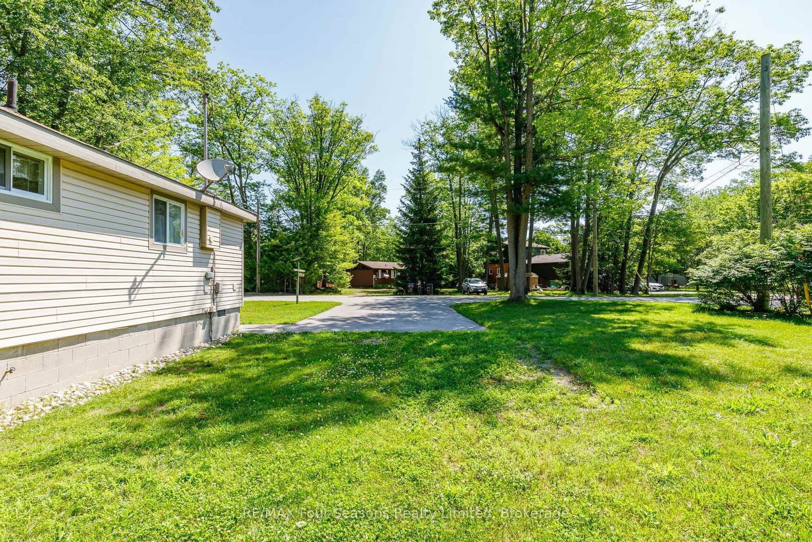 511 Oxbow Park Drive thumbnail 30