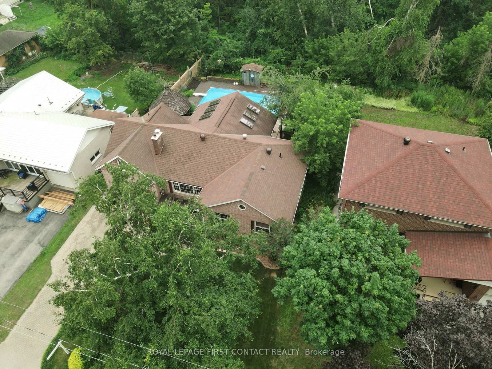 104 Eccles Street N thumbnail 23
