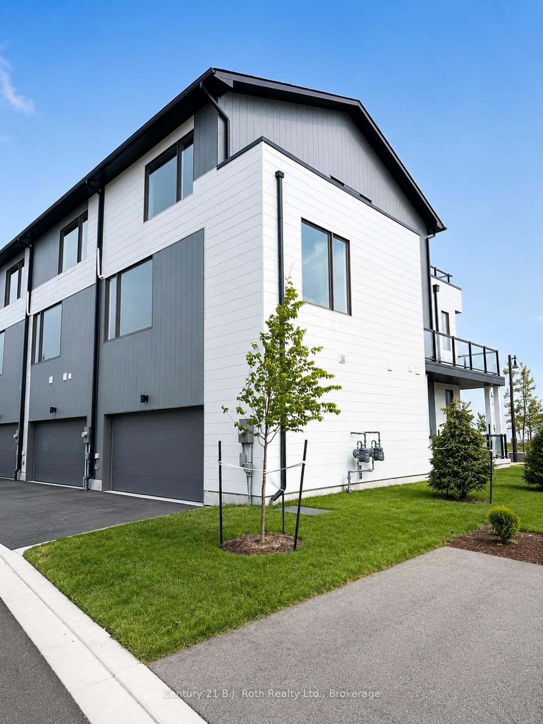 81 Lightfoot Drive thumbnail 3