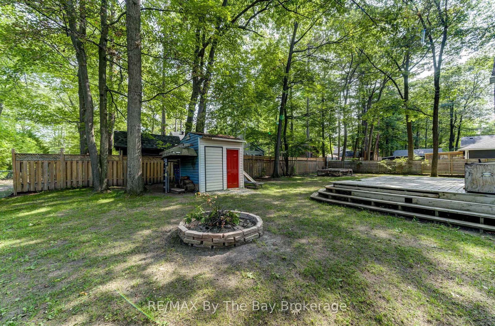 717 Oxbow Park Drive thumbnail 24