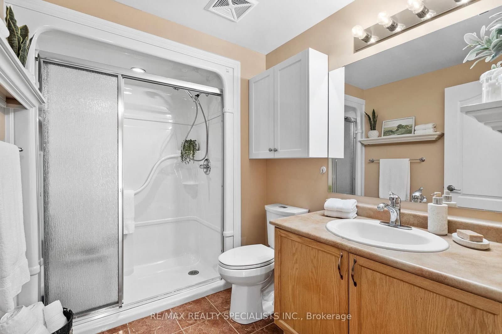 41 Ferndale Drive S, Unit 408 thumbnail 27