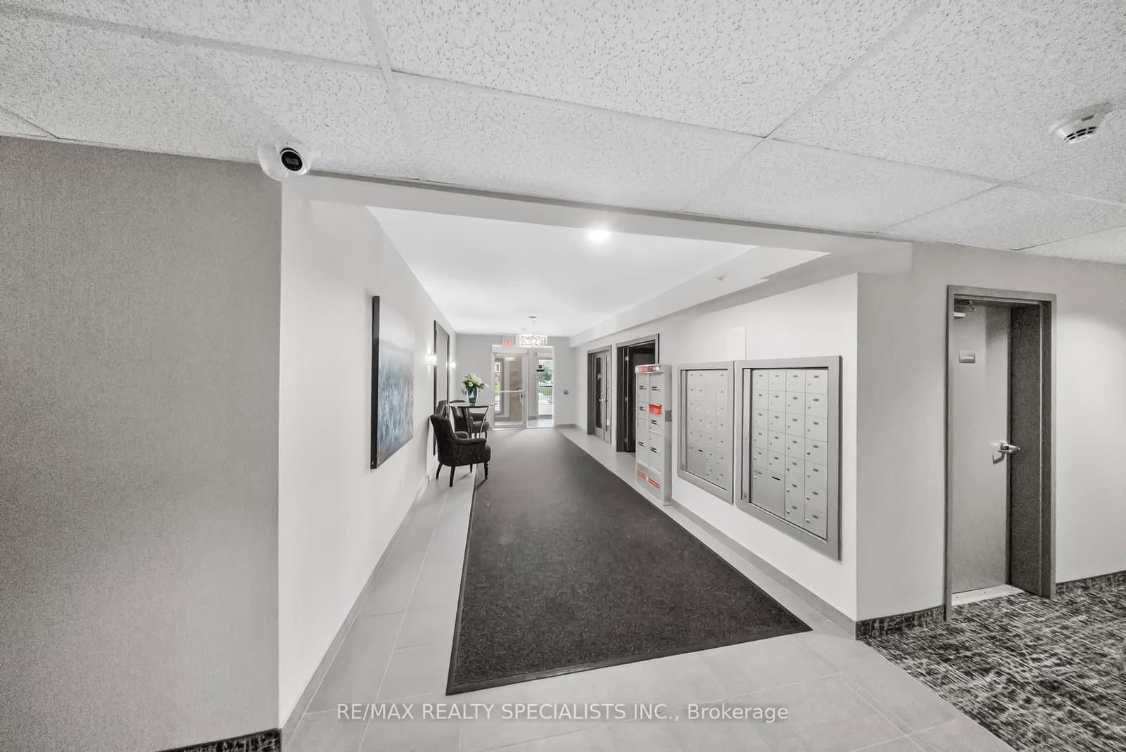 41 Ferndale Drive S, Unit 408 thumbnail 34